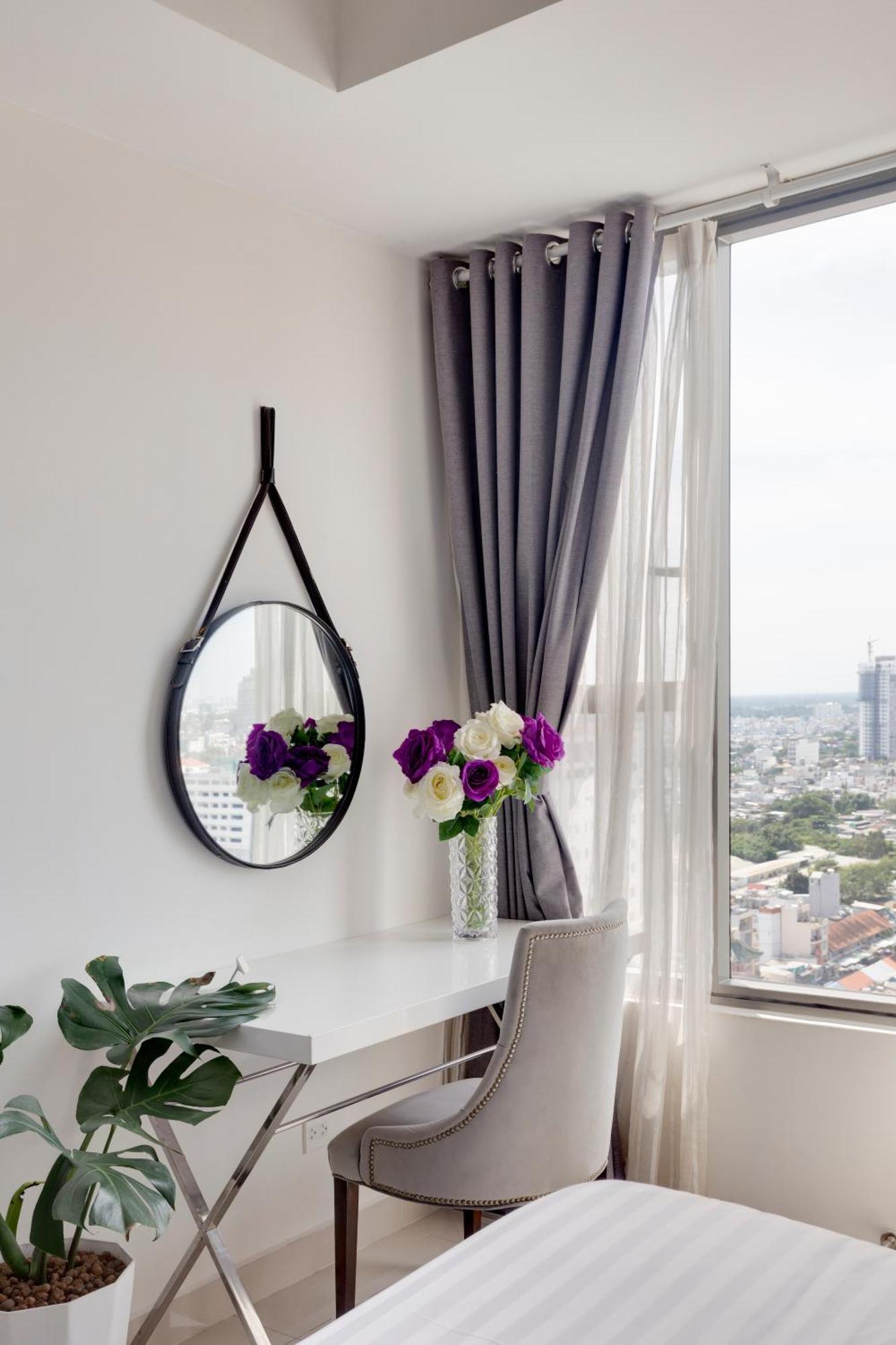 Smile Home - Rivegate - Modern Comfort - Near Bui Vien Thành Pho Ho Chí Minh Esterno foto